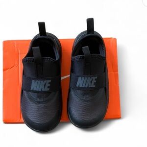 Nike Kids Black Slip-On Sneakers with Branded Strap